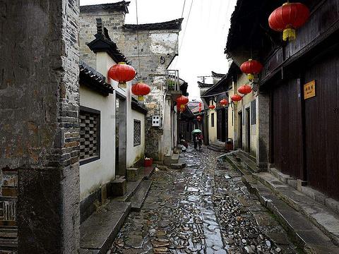 记者谈国足首发:这是要玩命攻啊